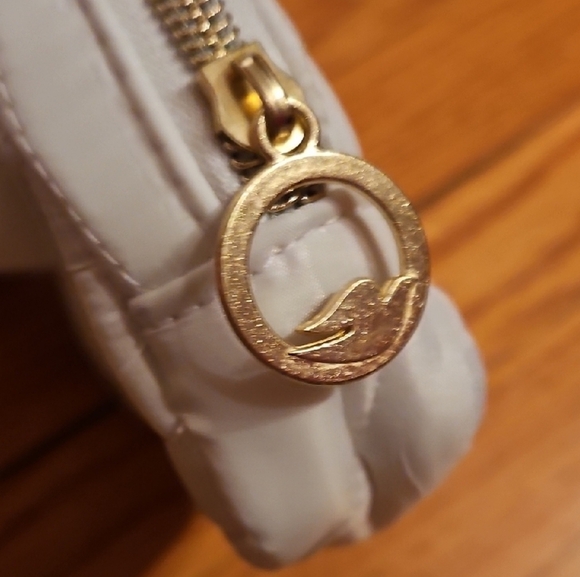 White Adjustable Quilted Belt Bag - Picture 2 of 4